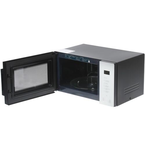 Микроволновая печь Samsung MS23T5018AW/BW белый Микроволновая печь Samsung MS23T5018AW/BW белый — Внешний вид с другого ракурса