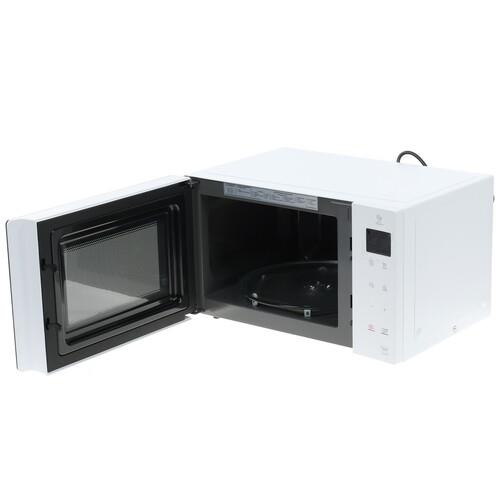 Микроволновая печь LG NeoChef MW25R35GISW белый Микроволновая печь LG NeoChef MW25R35GISW белый — Внешний вид с другого ракурса
