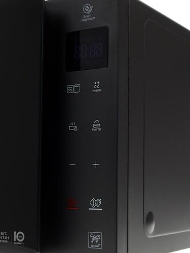 Микроволновая печь LG NeoChef MH6336GIB черный Микроволновая печь LG NeoChef MH6336GIB черный — Дополнительный ракурс