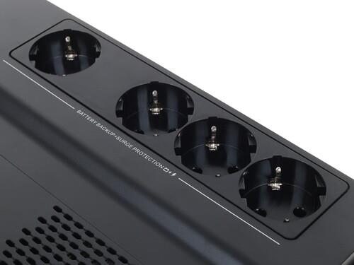 ИБП APC Back-UPS 1000VA ИБП APC Back-UPS 1000VA — Аккумуляторный отсек и вентиляция