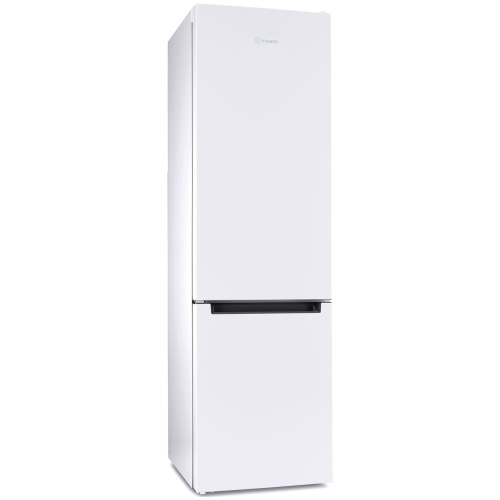 Холодильник Indesit DS 3200 W белый