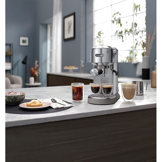 Кофеварка Delonghi EC890.M — фотография 4