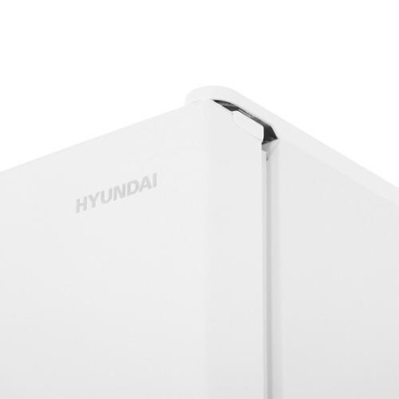 Холодильник с морозильником   Hyundai CC3095FWT белый