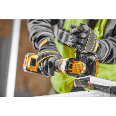 Угловая полировальная машина DeWalt DCG416VSN-XJ