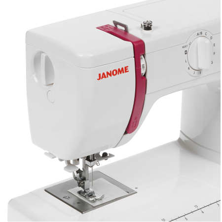 Швейная машина Janome Q-23P